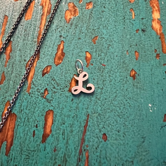 James Avery Small Script L & 18” Cable Chain! - Picture 2 of 7